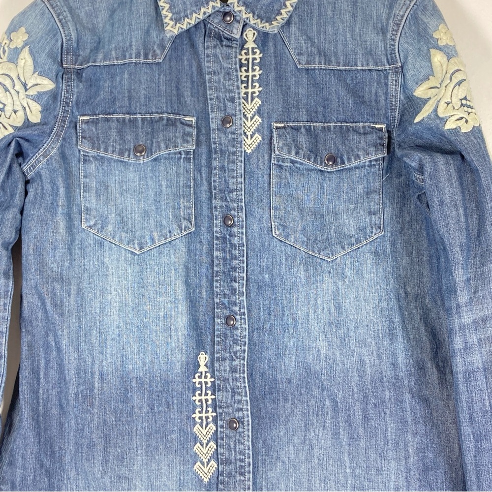 Driftwood Lana Shirt Floral Embroidered Chambray Boho Size S Blue Cotton - Picture 8 of 15